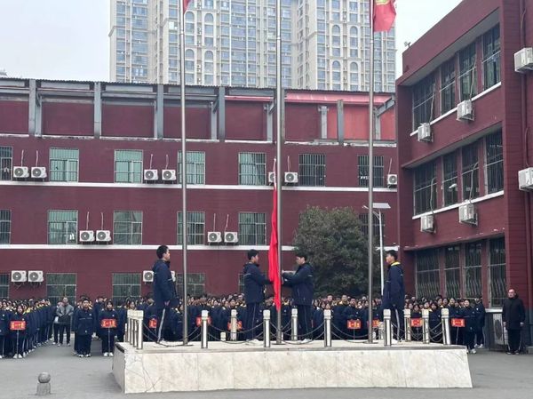 文章附图